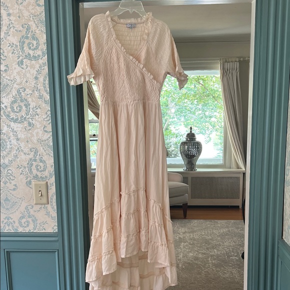 Polagram Dresses & Skirts - NWOT Polagram Cream Maxi Dress with Ruffle Hem